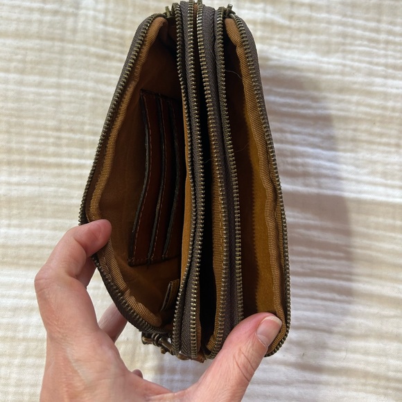 Patricia Nash Viani Wristlet - Vintage Distressed Leather - Picture 2 of 11